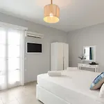 Ippokampos Beachfront شقة