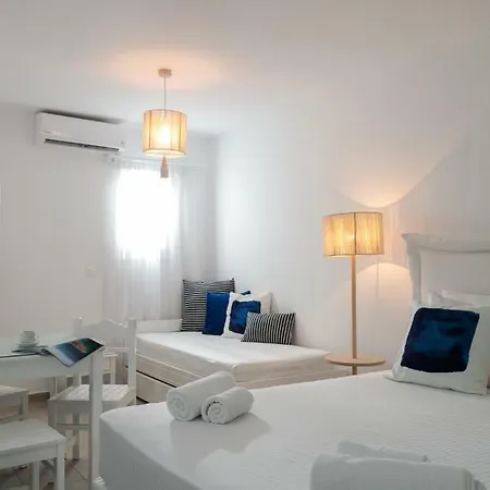 Ippokampos Beachfront Apartment *